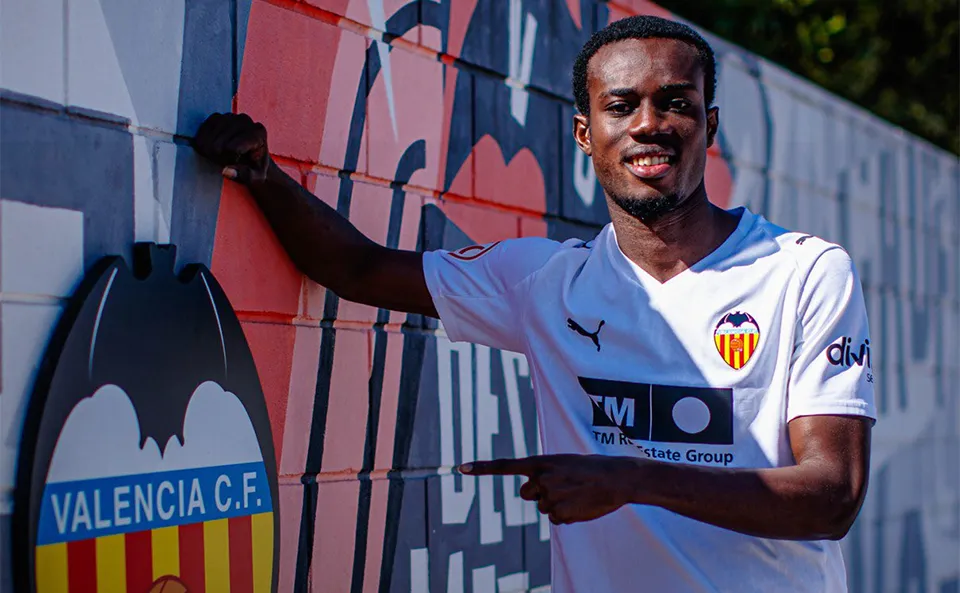 エマニュエル・オフォリ獲得決定