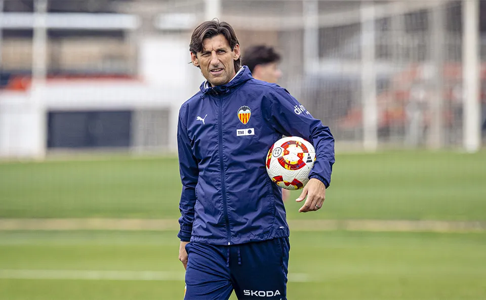 VCFメスタージャのアングーロ監督を解任