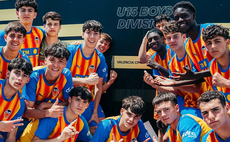 フンダシオンVCFカデーテがMLSジェネレーションAdidasカップを制覇